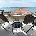 Beachfront Petar *