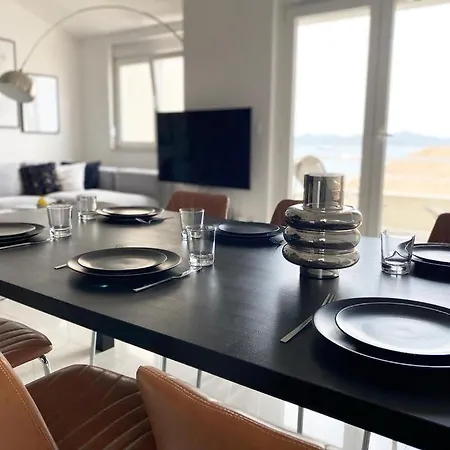 Beachfront Petar Apartmán *